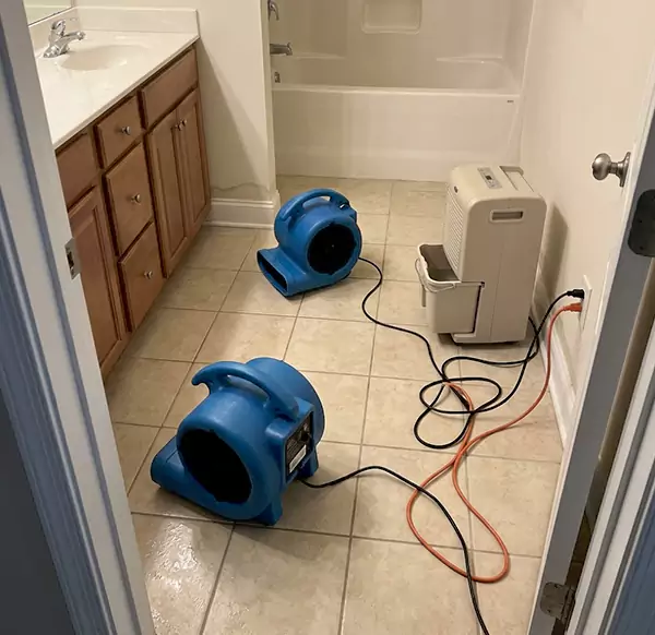 Why Homeowners & Businesses Choose Palm Beach Gardens Water Fix for Flooded Bathroom Services in Palm Beach Gardens, FL?